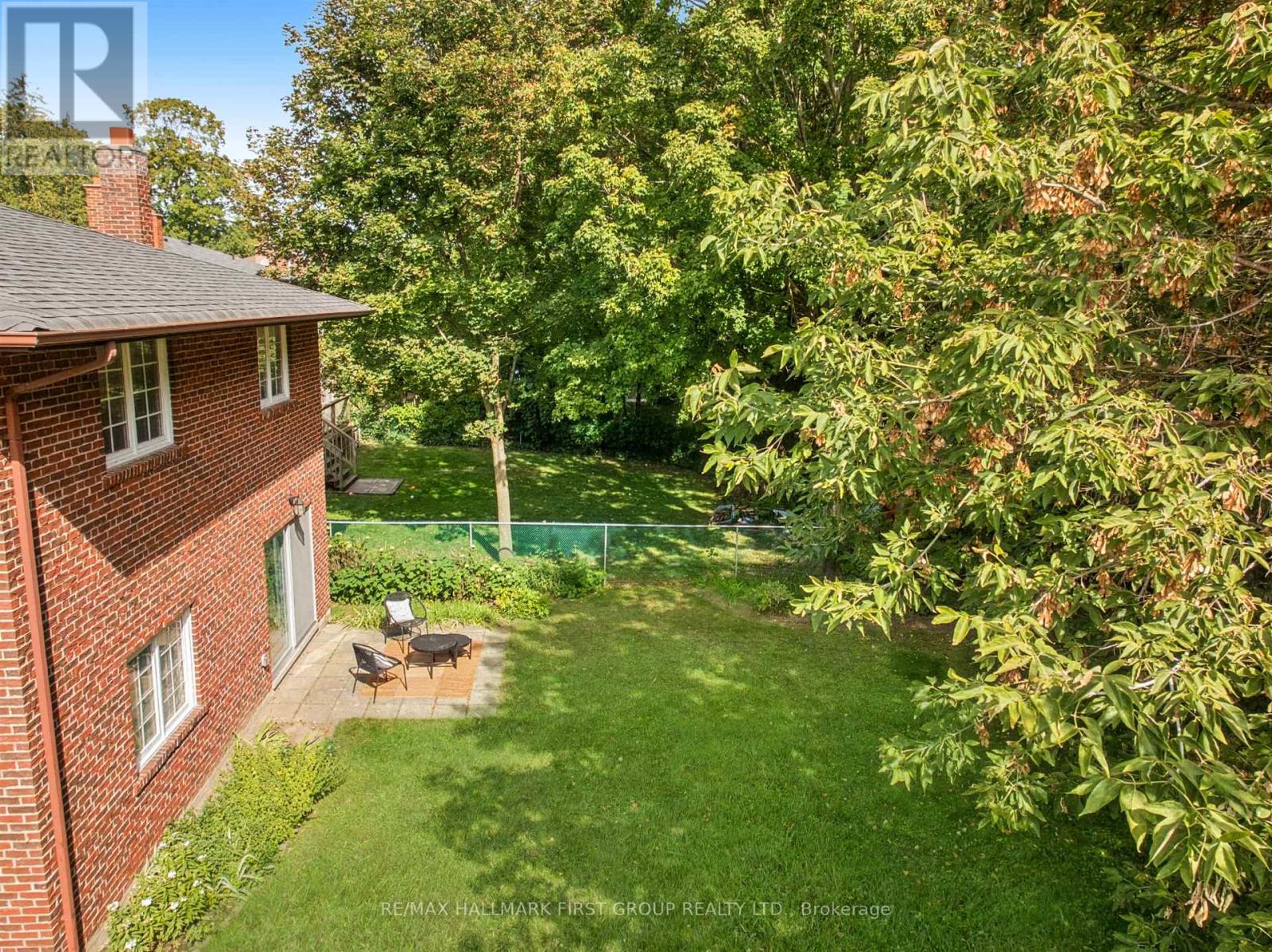21 Ivan Road Property Photo 41