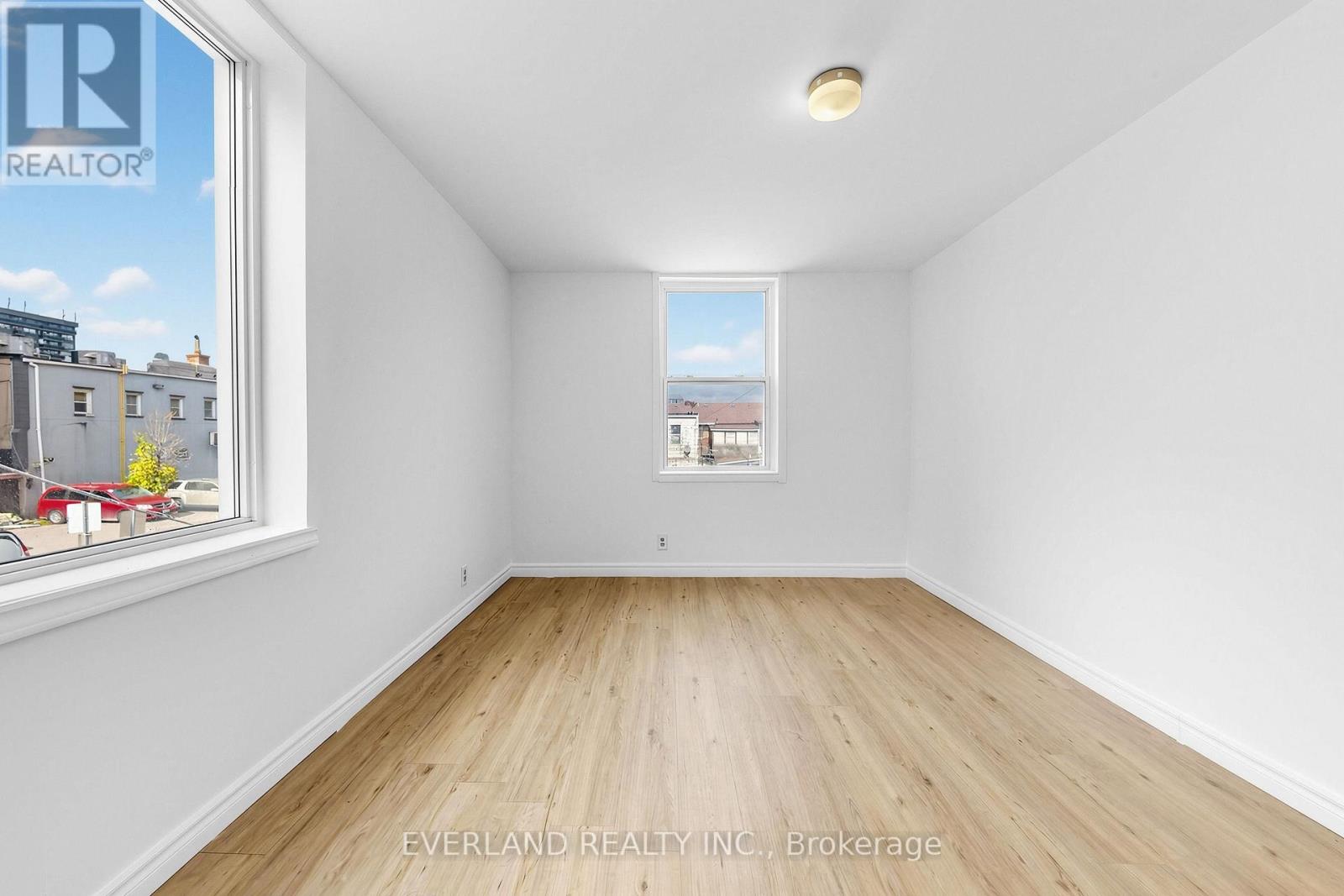 B - 20 King Street E Property Photo 8