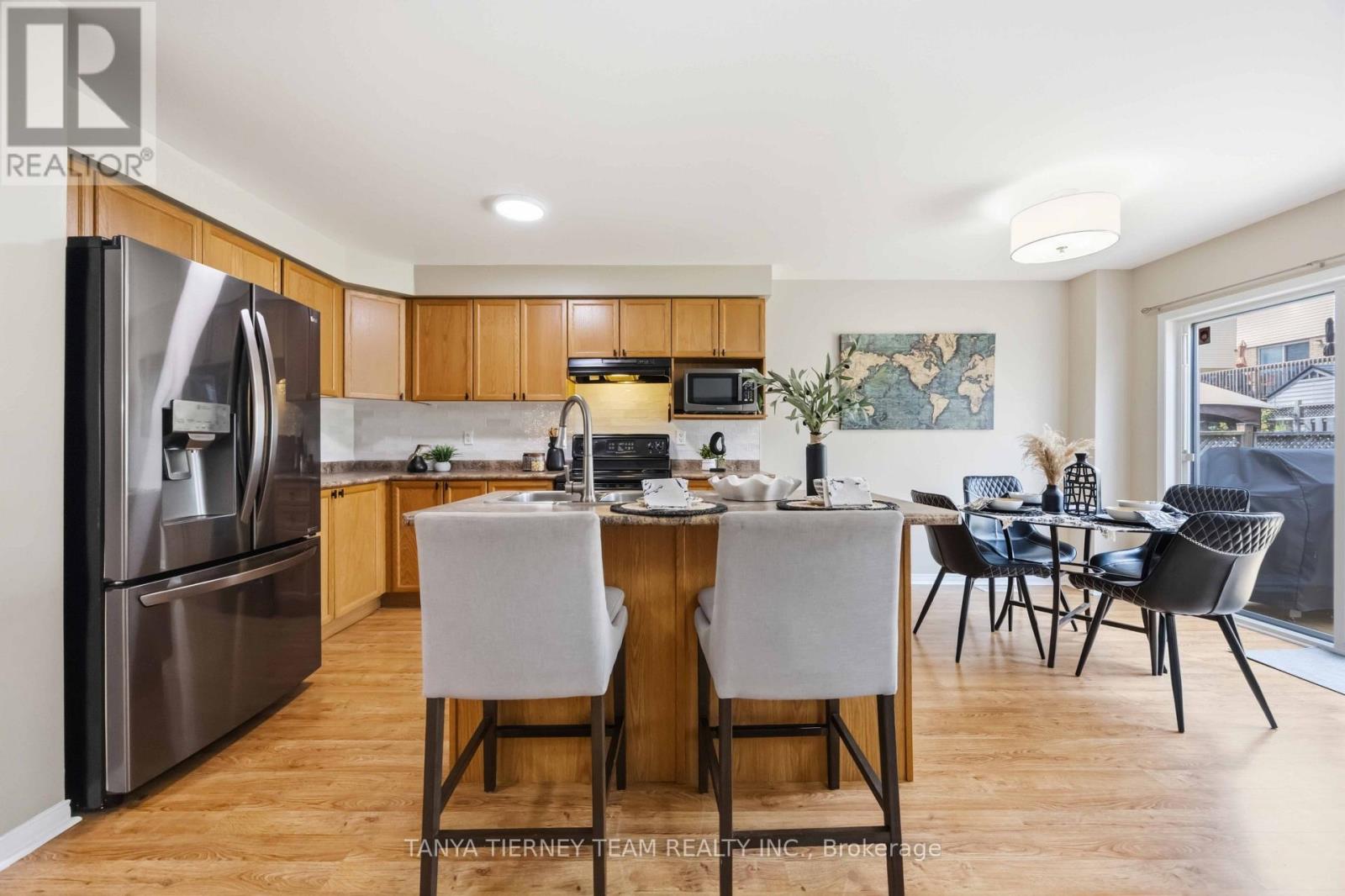 828 Taggart Crescent Property Photo 10