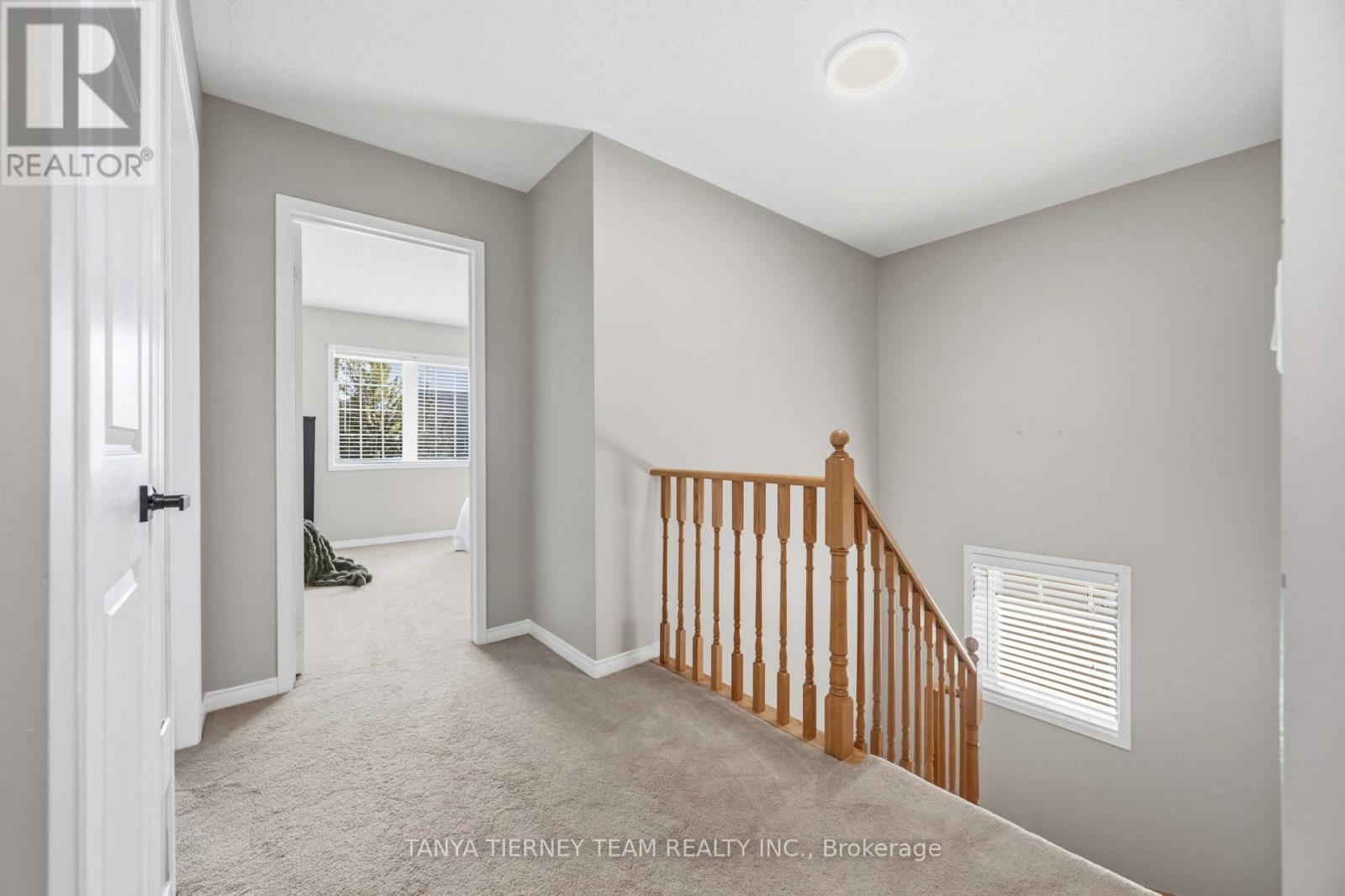 828 Taggart Crescent Property Photo 27