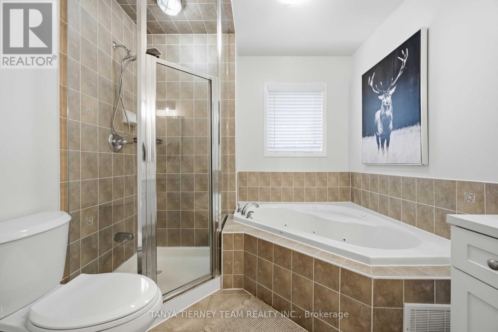 828 Taggart Crescent Property Photo 33
