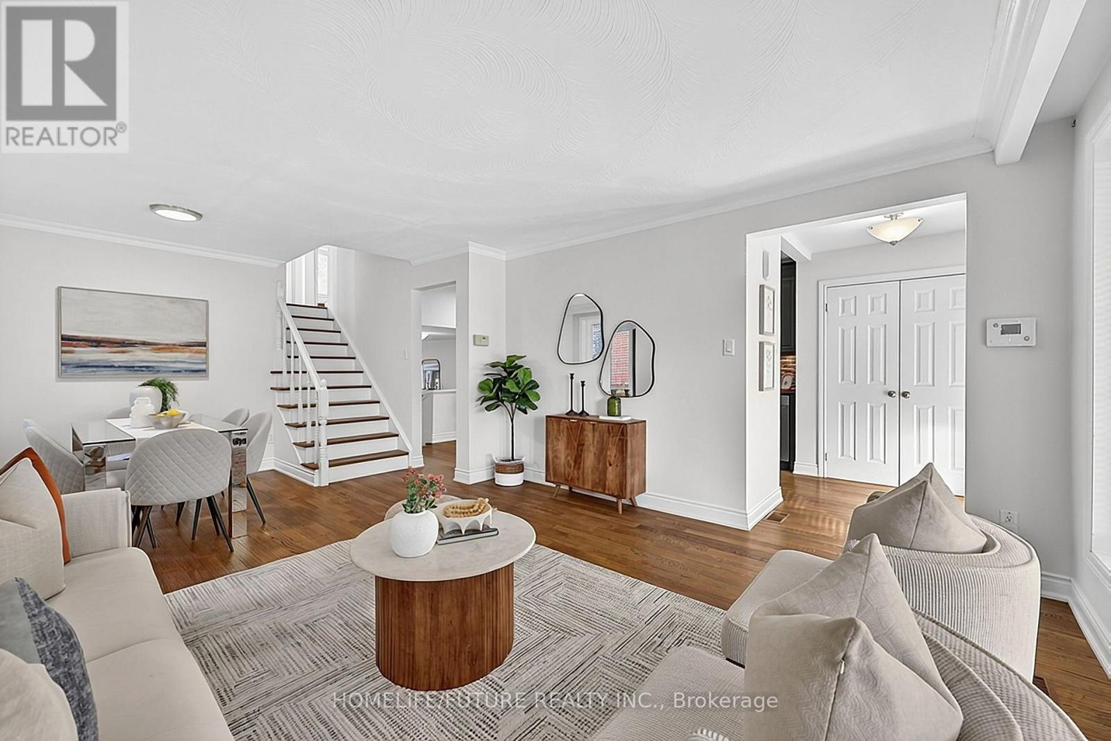 18 Ivan Road Property Photo 8