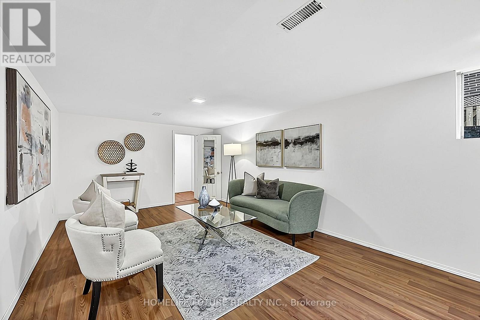 18 Ivan Road Property Photo 20
