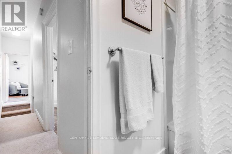93 Muriel Avenue N Property Photo 32
