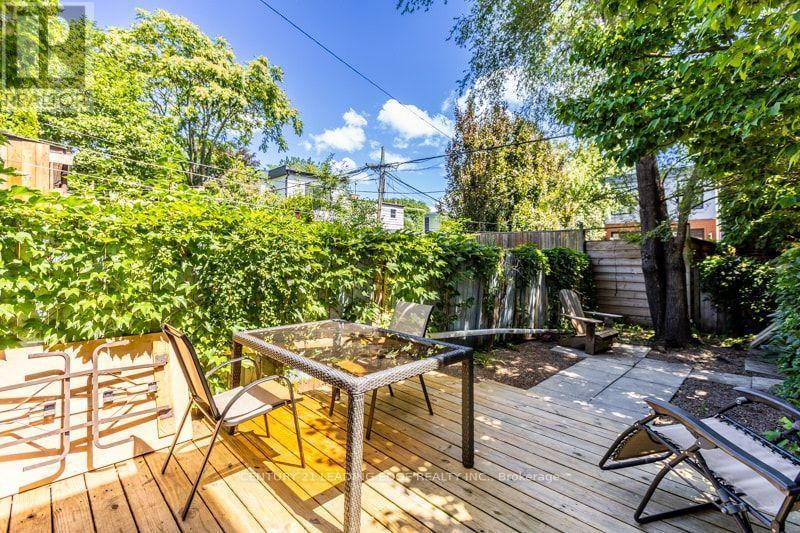93 Muriel Avenue N Property Photo 40