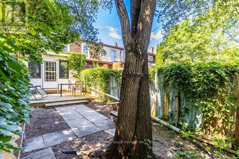 93 Muriel Avenue N Property Photo 44