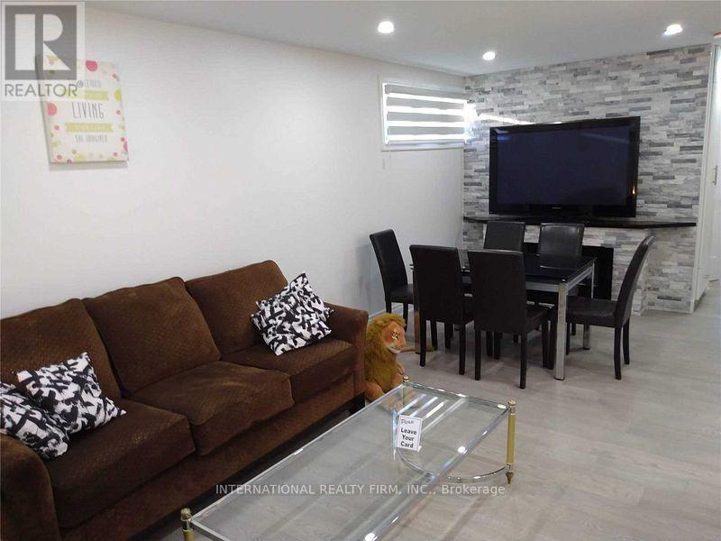 5 Aylesford Drive Property Photo 8