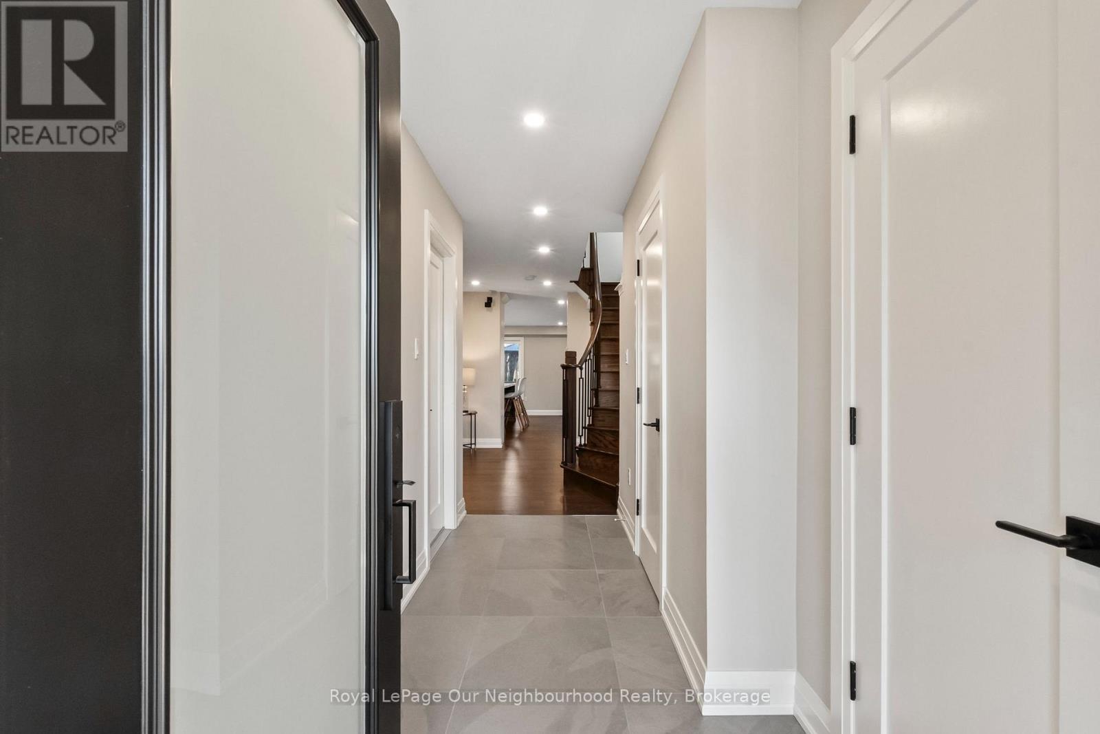 16 Bettina Place Property Photo 6