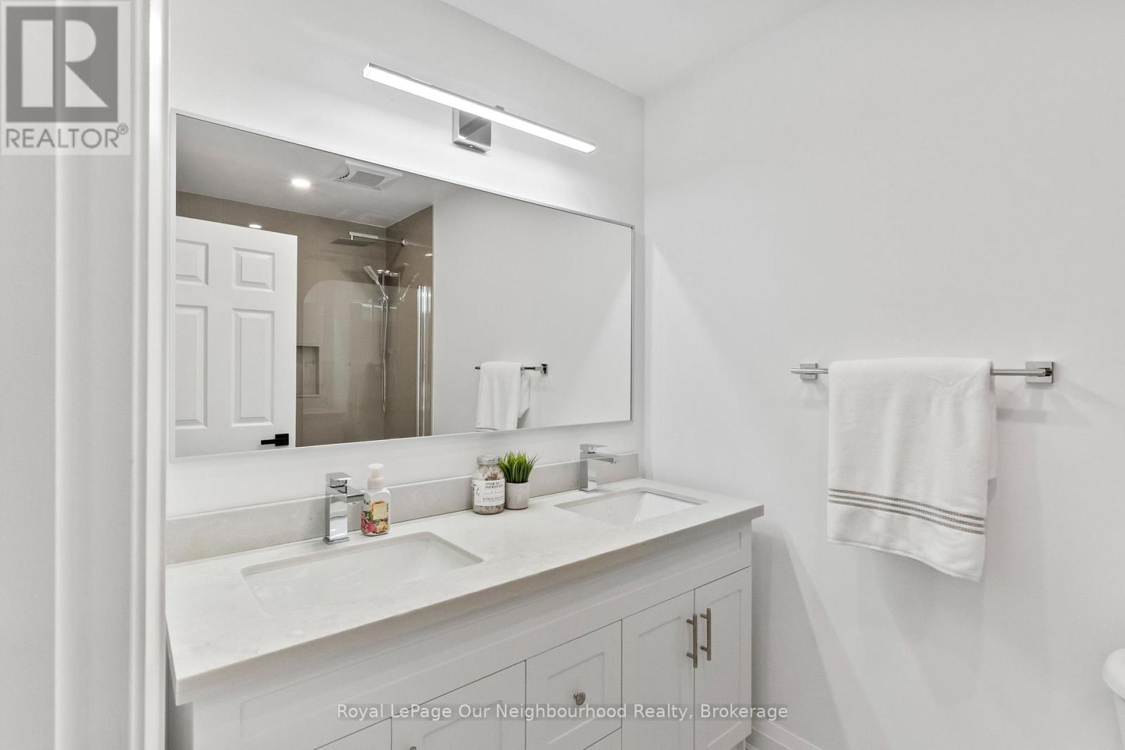 16 Bettina Place Property Photo 25