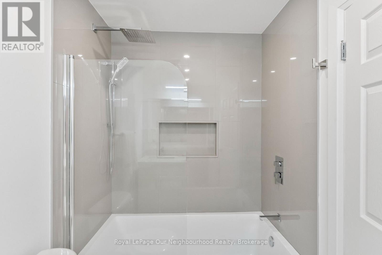 16 Bettina Place Property Photo 26
