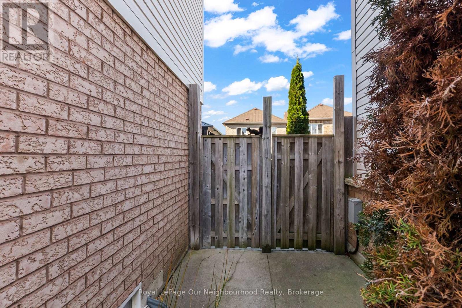 16 Bettina Place Property Photo 42