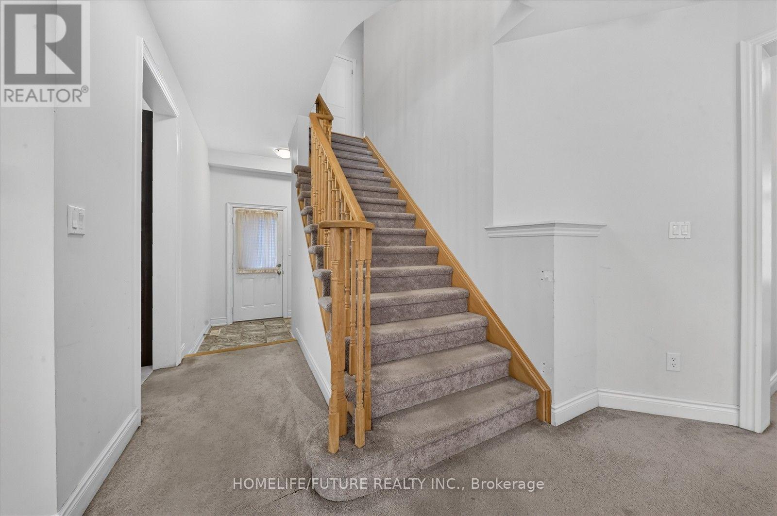 2548 Bandsman Crescent Property Photo 17