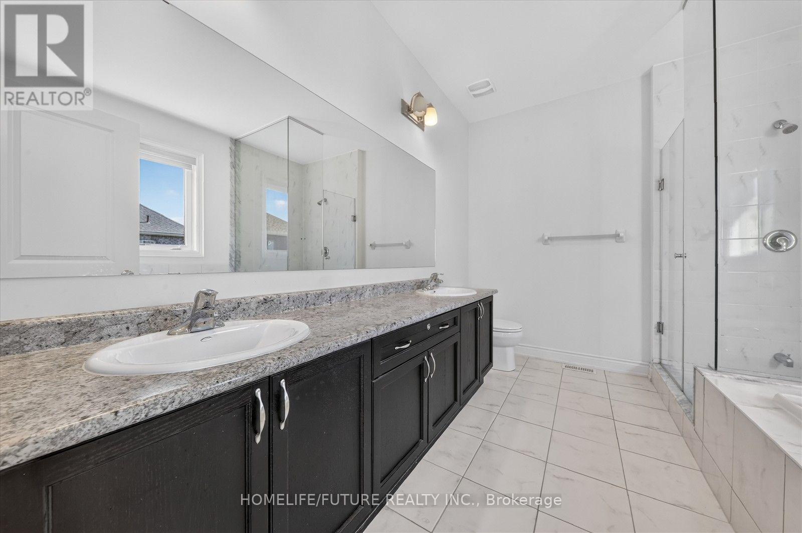 2548 Bandsman Crescent Property Photo 21