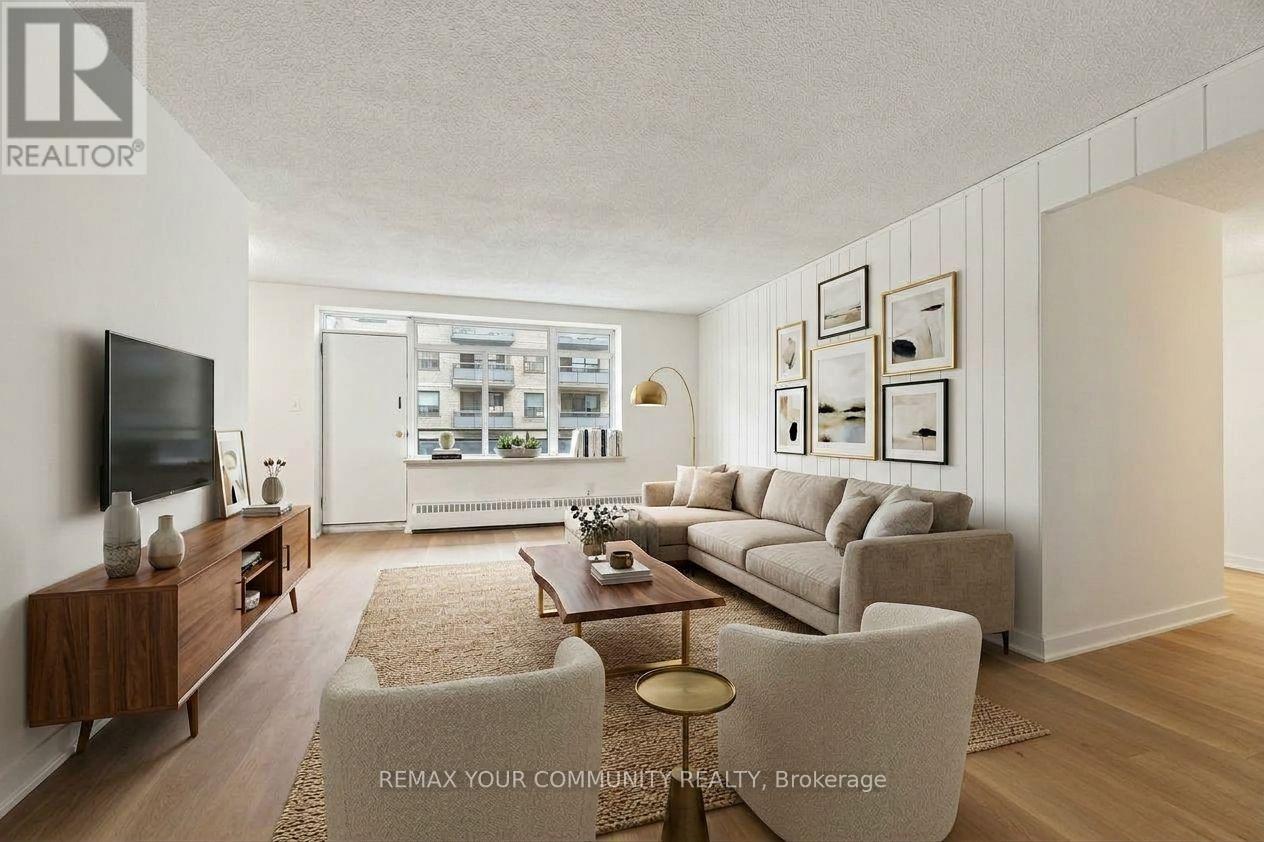 206 - 825 KENNEDY ROAD Property Photo 1