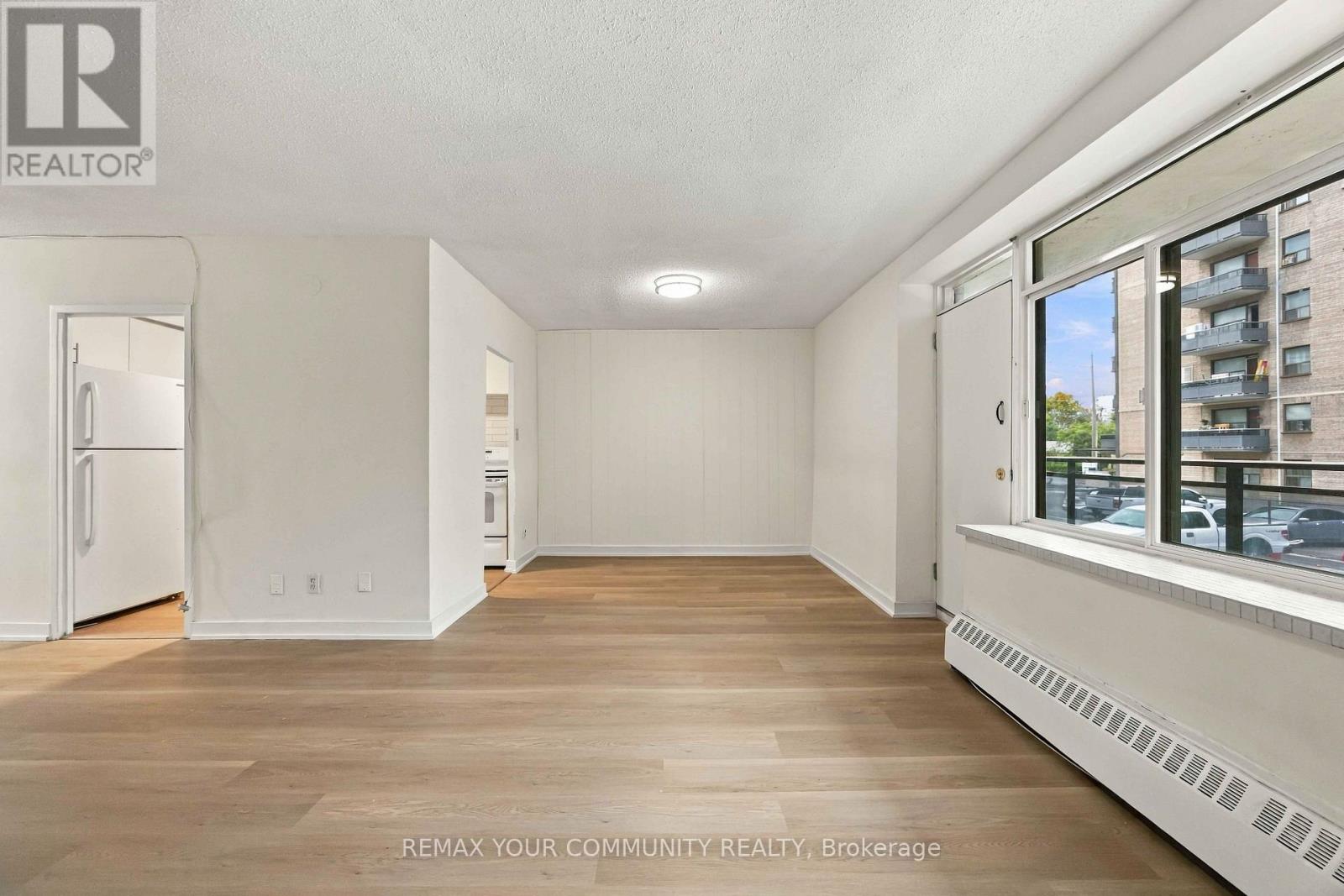 206 - 825 Kennedy Road Property Photo 6