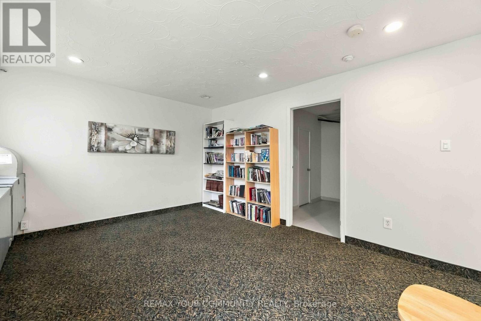 206 - 825 Kennedy Road Property Photo 19