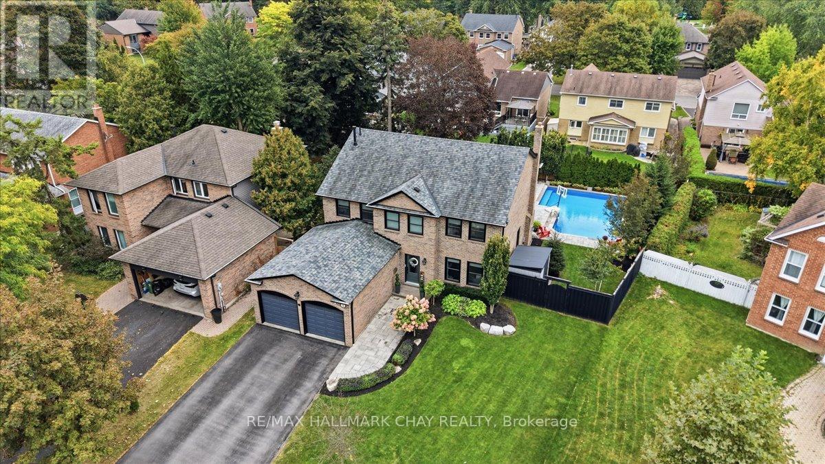 5 DRAPER COURT Property Photo 1