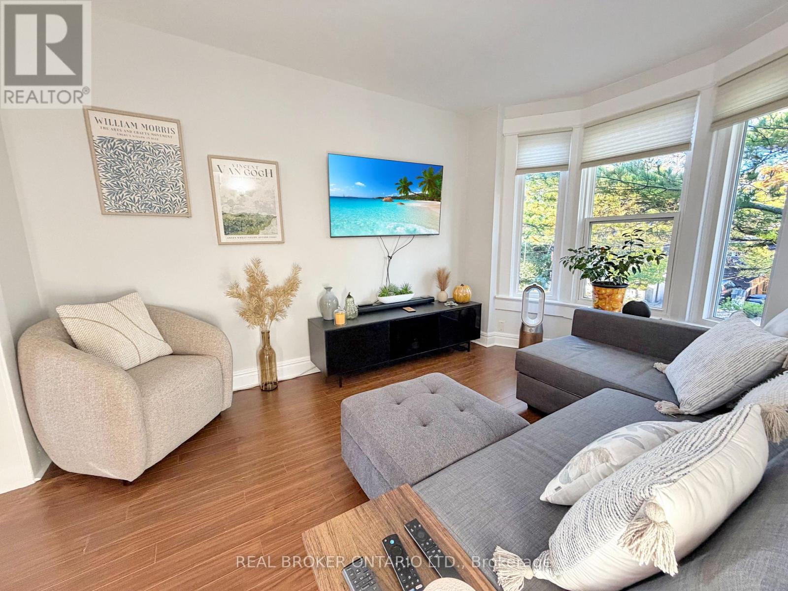Upper - 79 Blantyre Avenue Property Photo 2