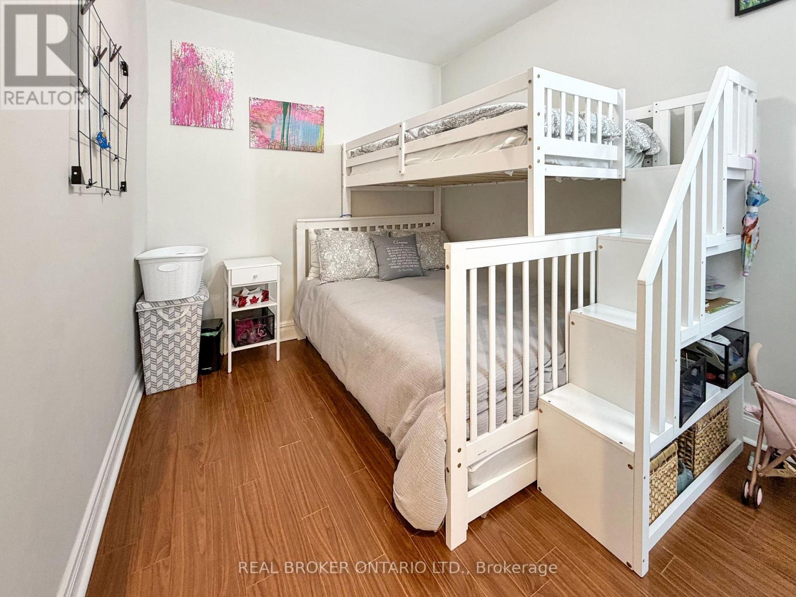 Upper - 79 Blantyre Avenue Property Photo 11