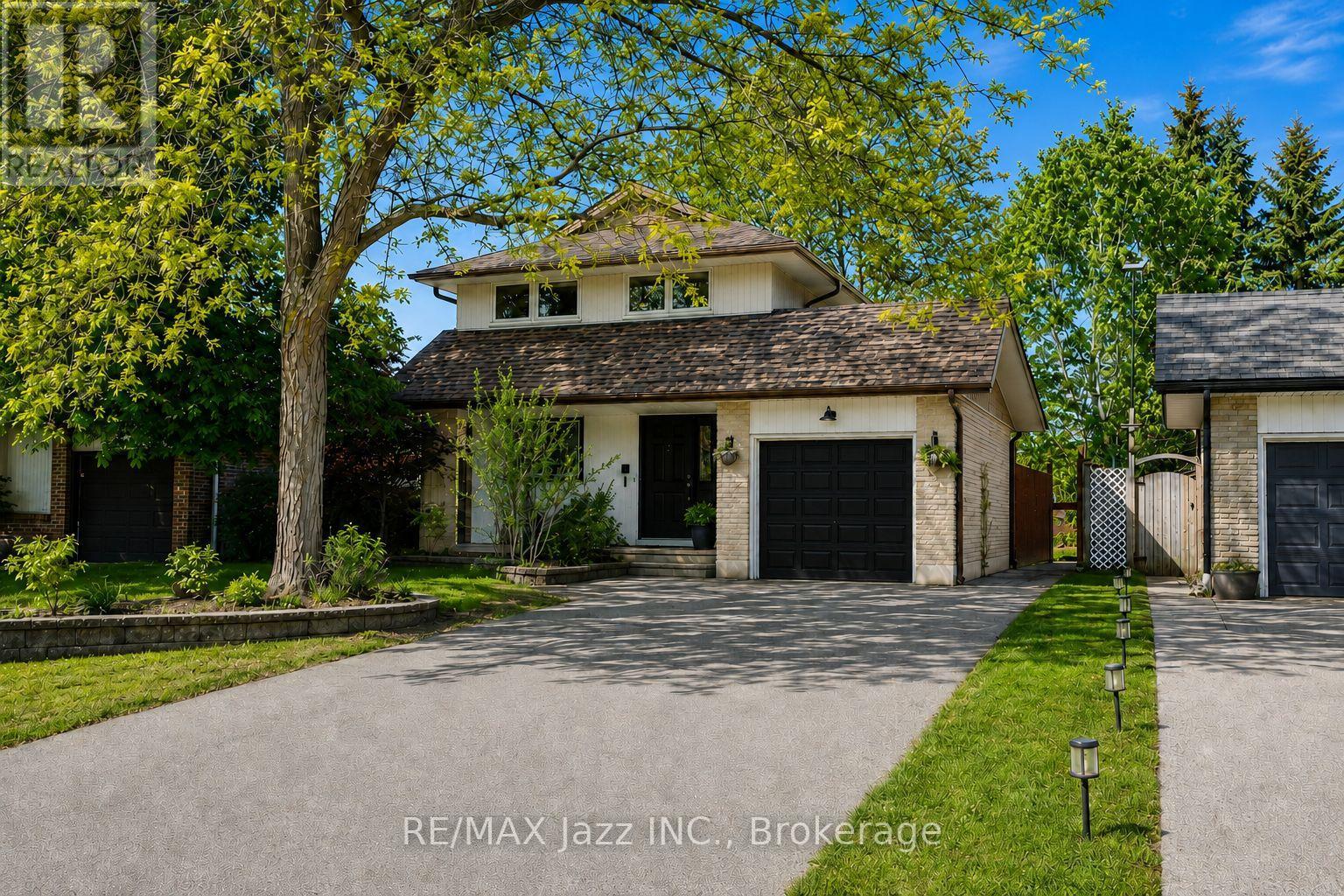 304 Annes Street Property Photo 1