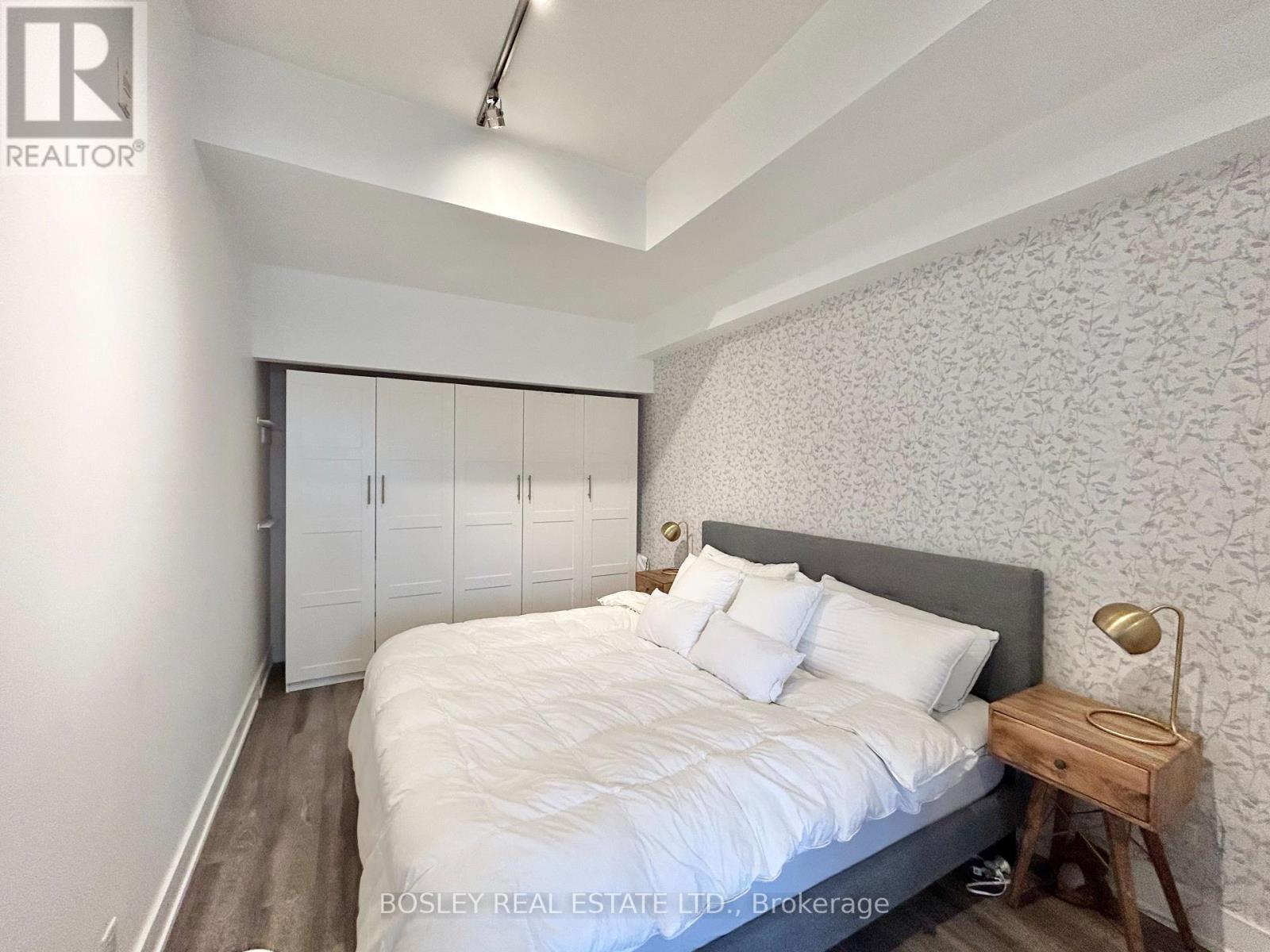 106 - 625 Queen Street E Property Photo 9