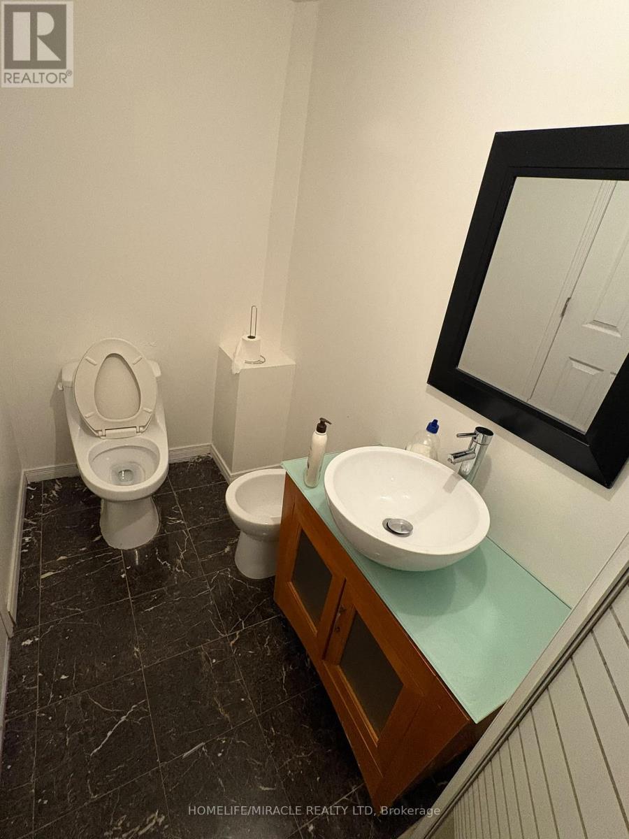 8 Quietbrook Crescent Property Photo 9