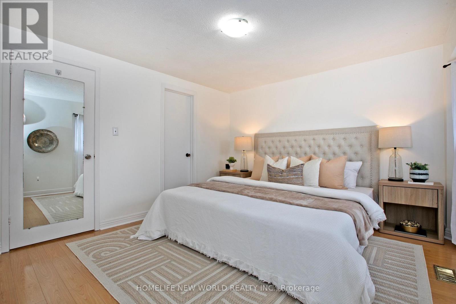 60 James Park Square Property Photo 25