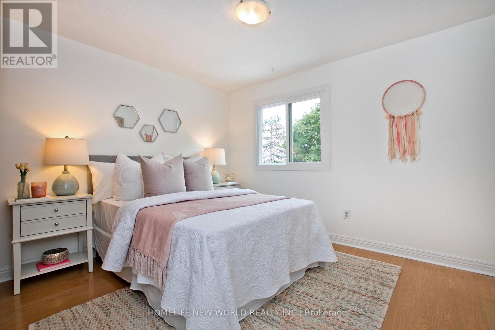 60 James Park Square Property Photo 27