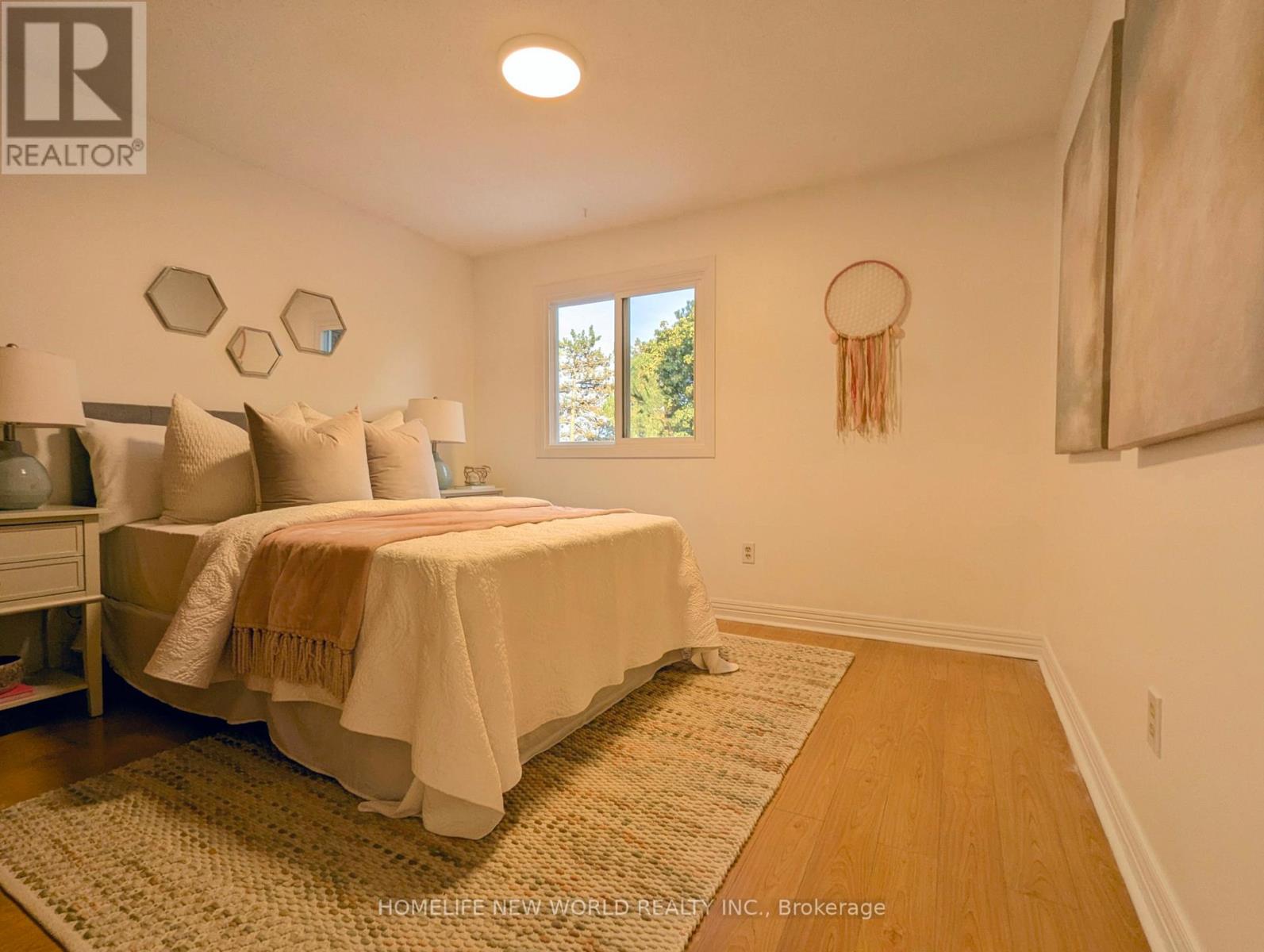 60 James Park Square Property Photo 29
