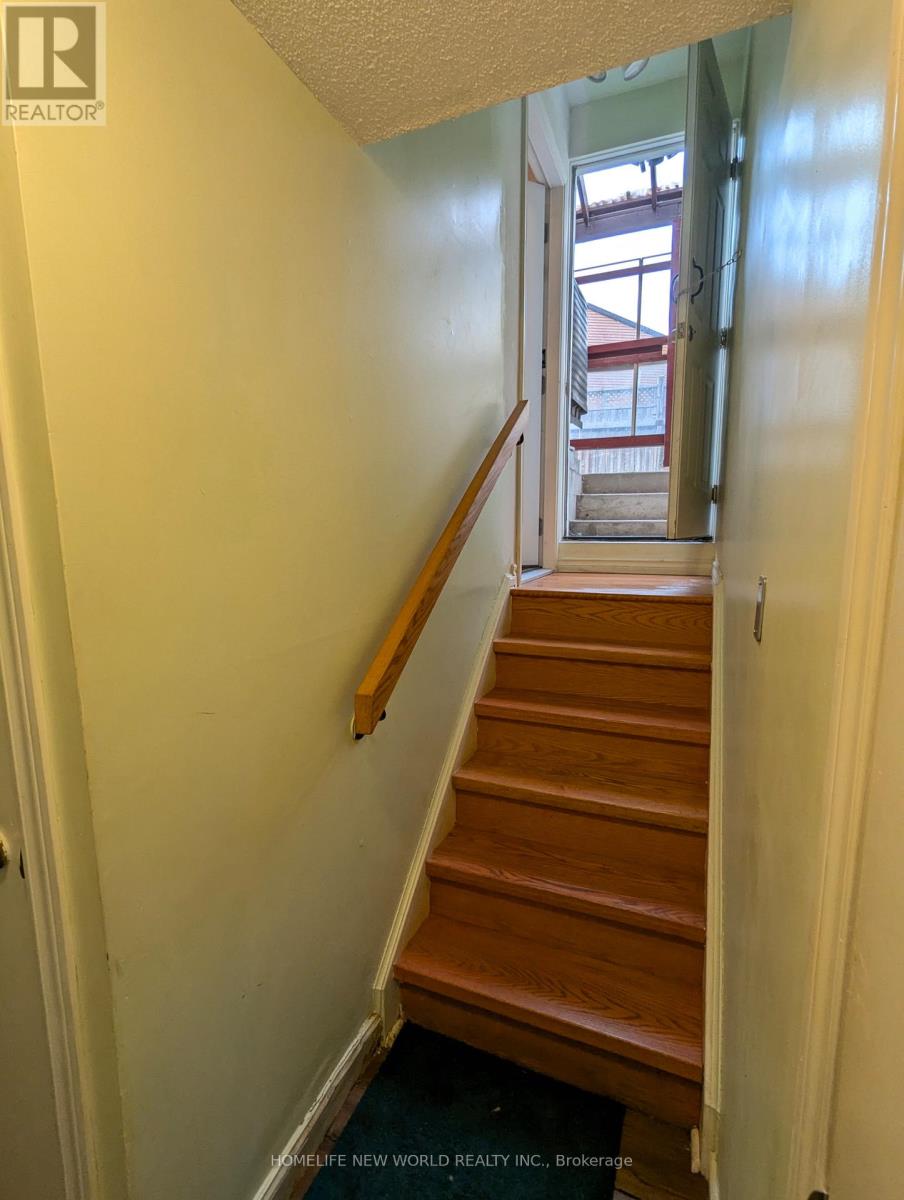 60 James Park Square Property Photo 37