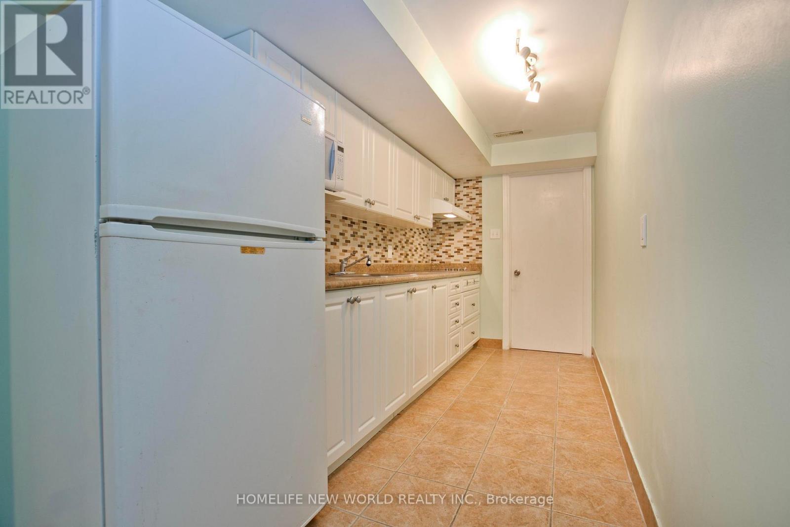 60 James Park Square Property Photo 38