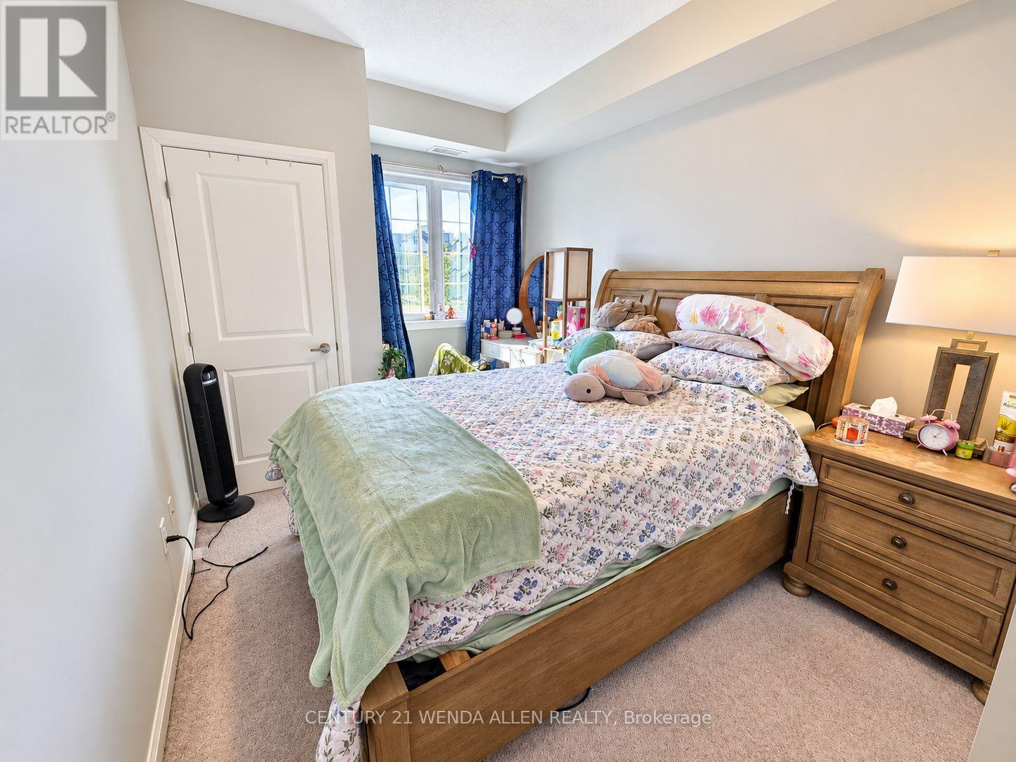 203 - 80 Shipway Avenue Property Photo 17