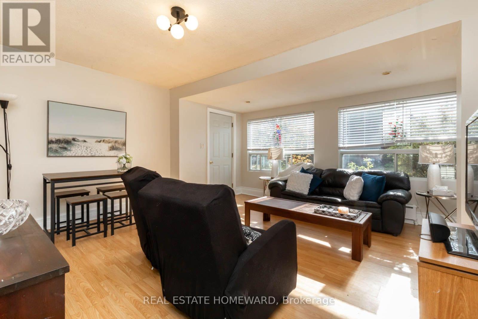 212 Clonmore Drive Property Photo 7