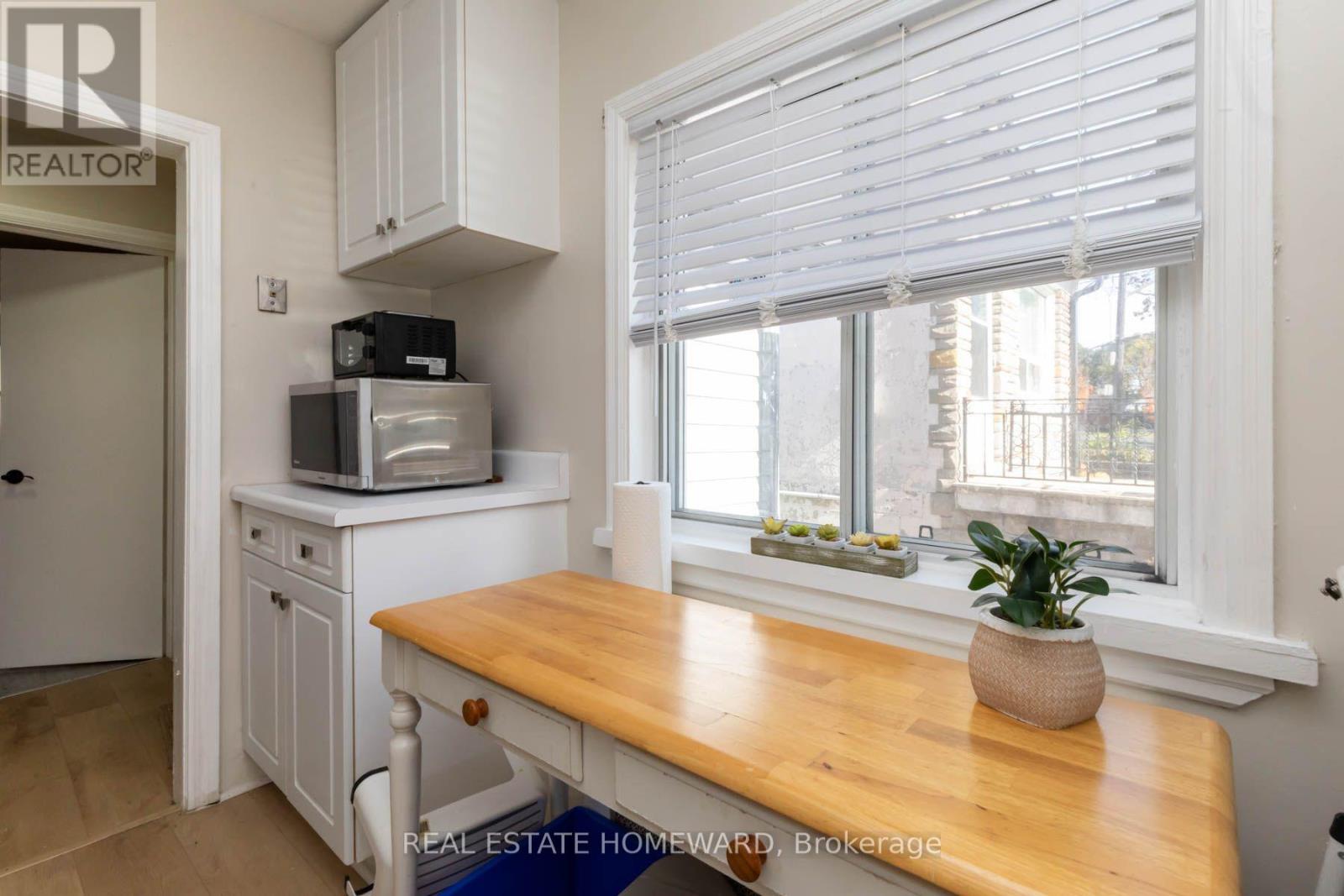 212 Clonmore Drive Property Photo 13