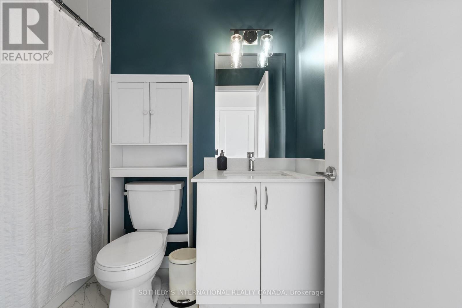 809 - 3220 Sheppard Avenue E Property Photo 8