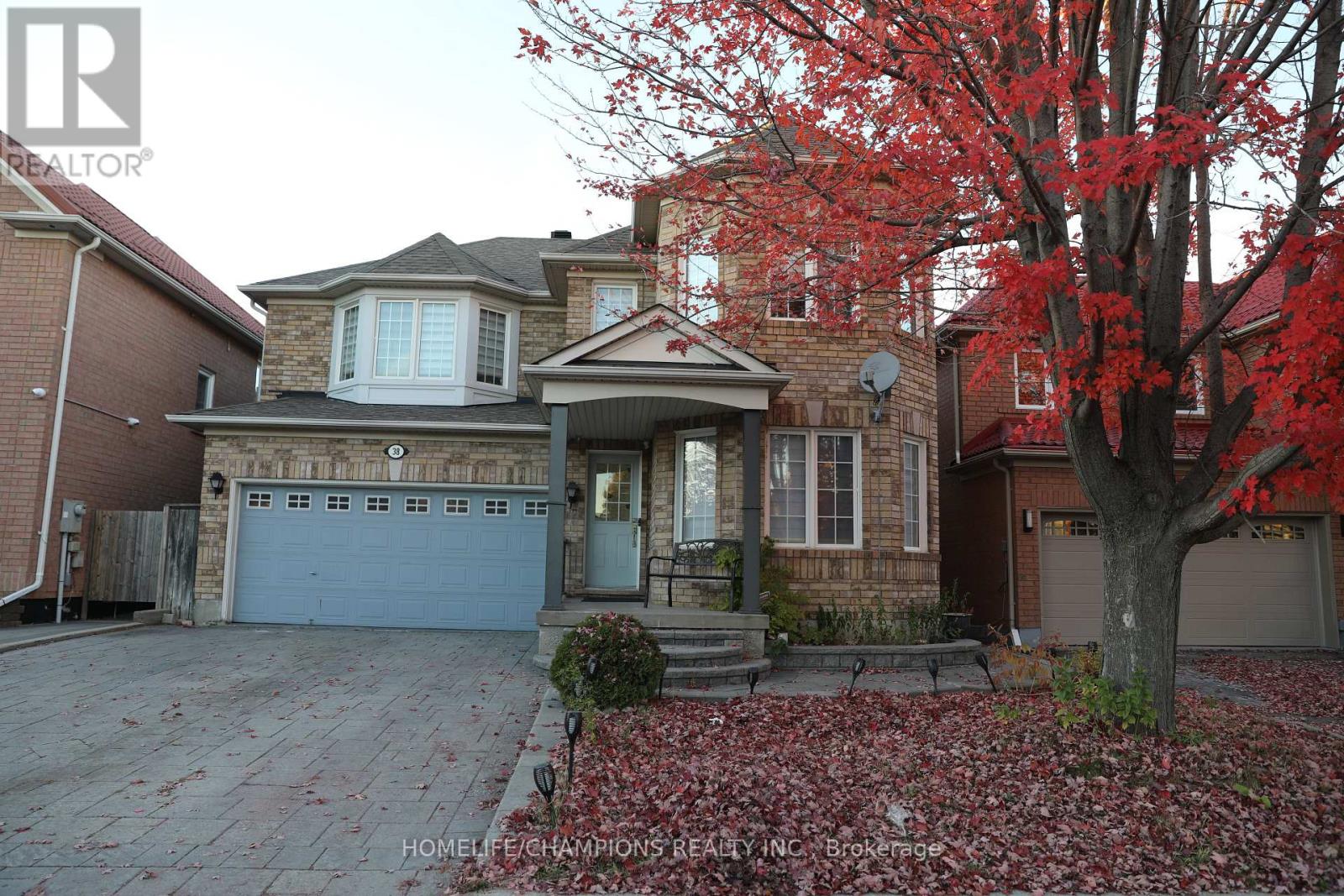38 BOBOLINK AVENUE Property Photo 1