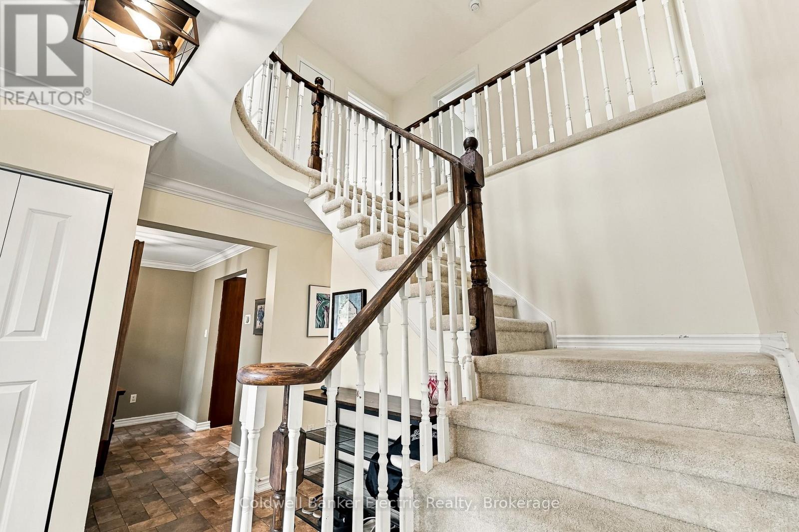40 Stephen Avenue Property Photo 22