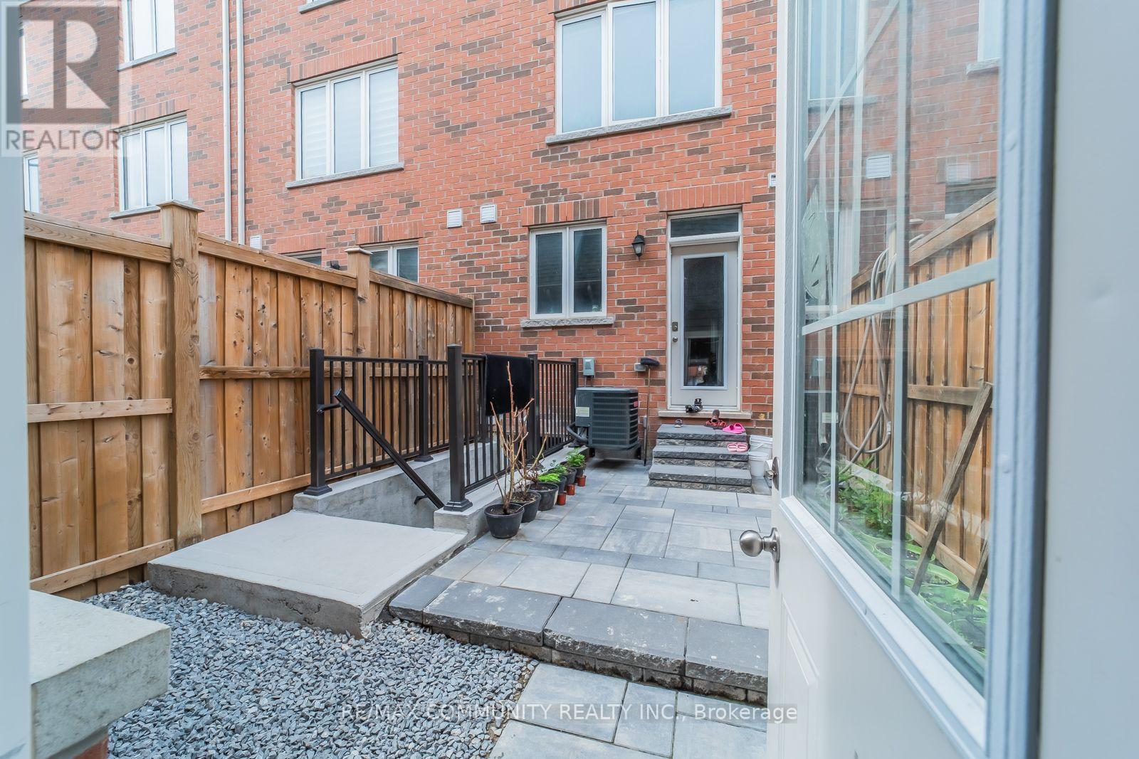59 Jolly Way Property Photo 2