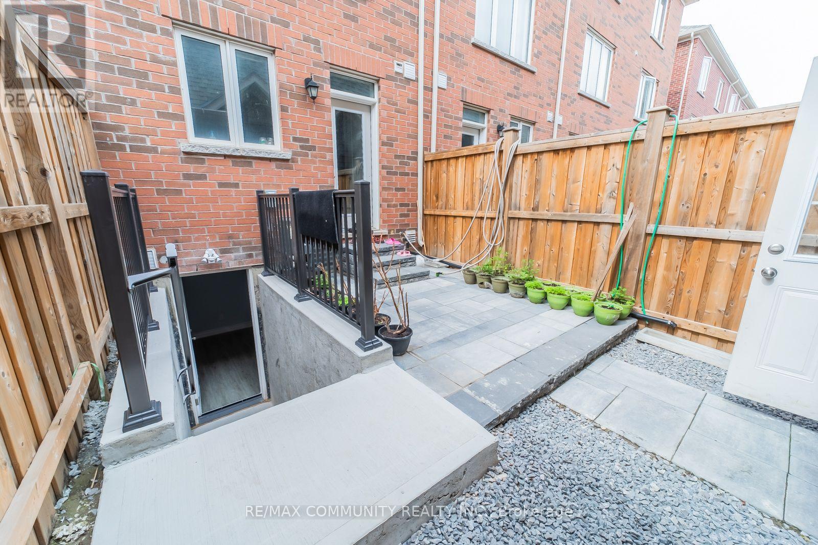 59 Jolly Way Property Photo 3