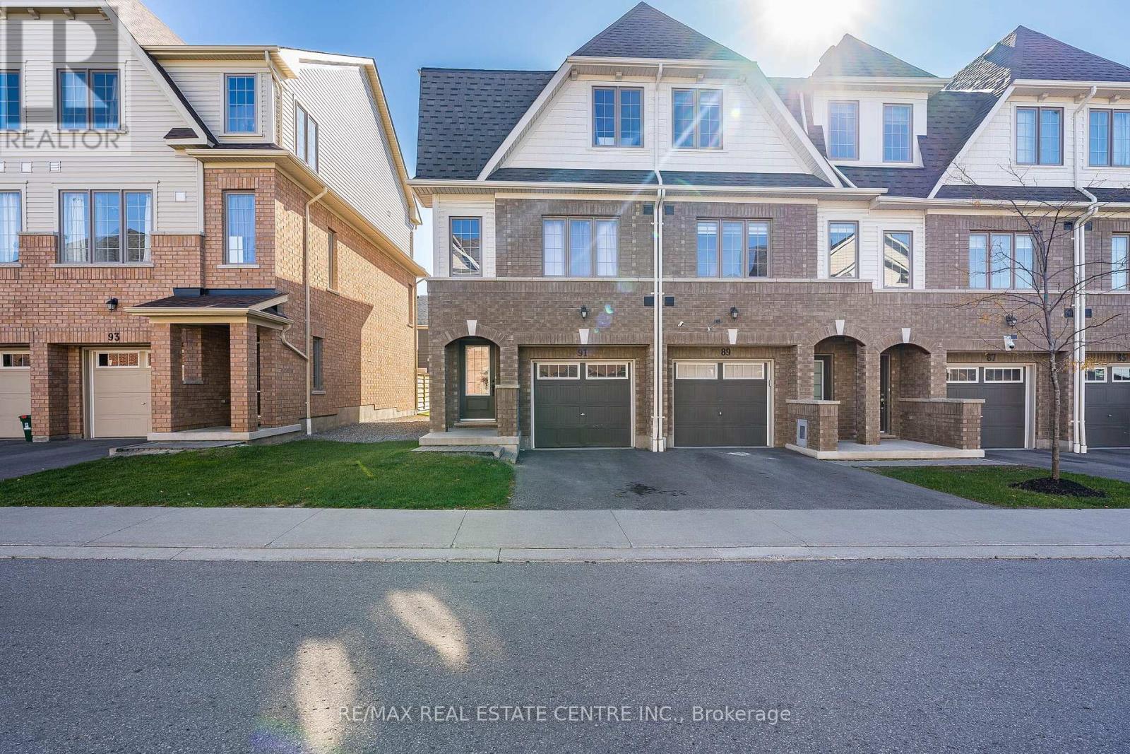 91 Danzatore Path Property Photo 2