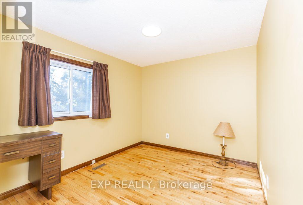 Main / Upper - 64 Burden Crescent Property Photo 33