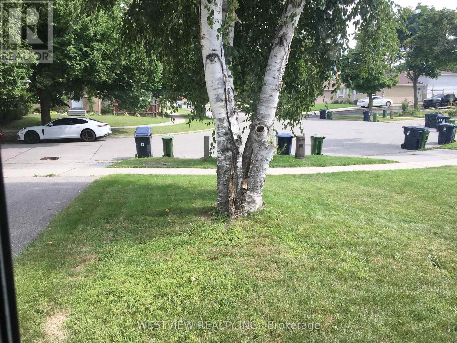 19 Coxworth Crescent Property Photo 4