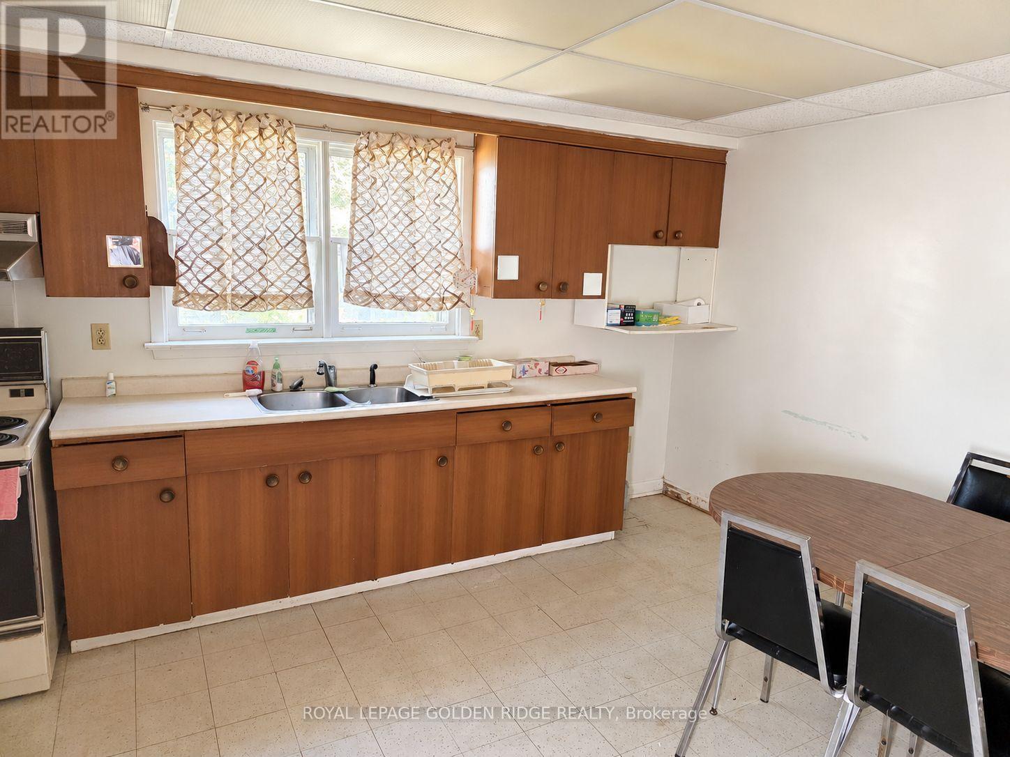89 Spruce Hill Road Property Photo 7