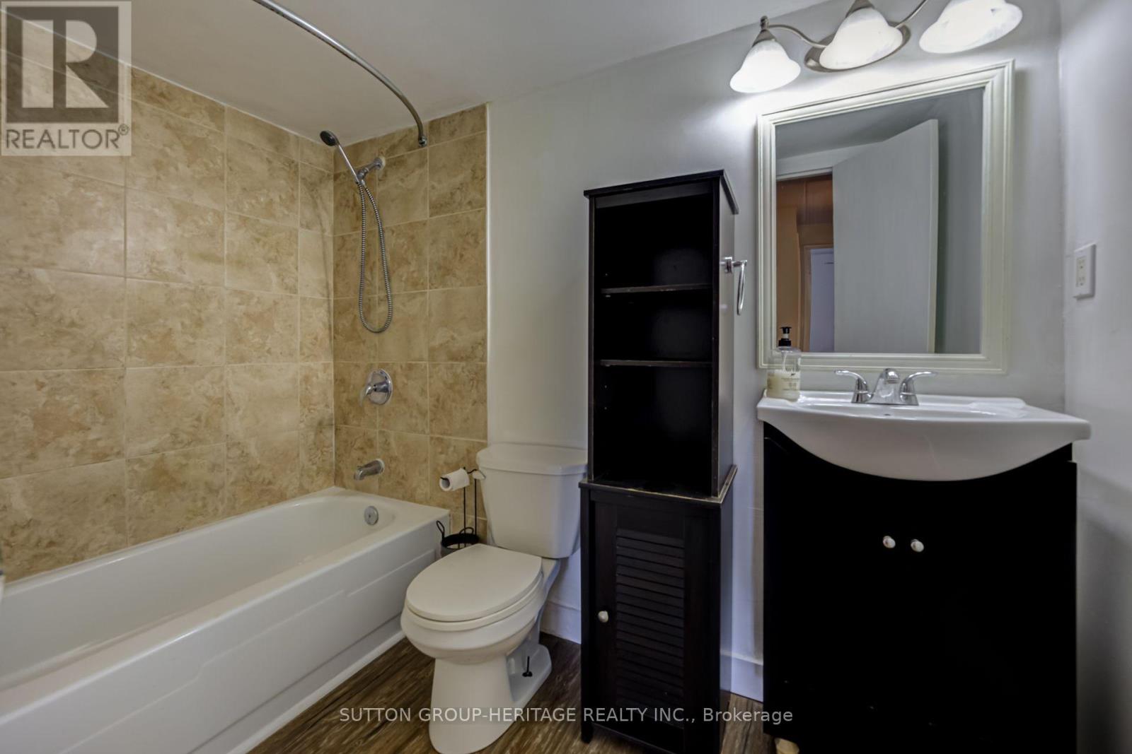 63 - 53 Taunton Road E Property Photo 10