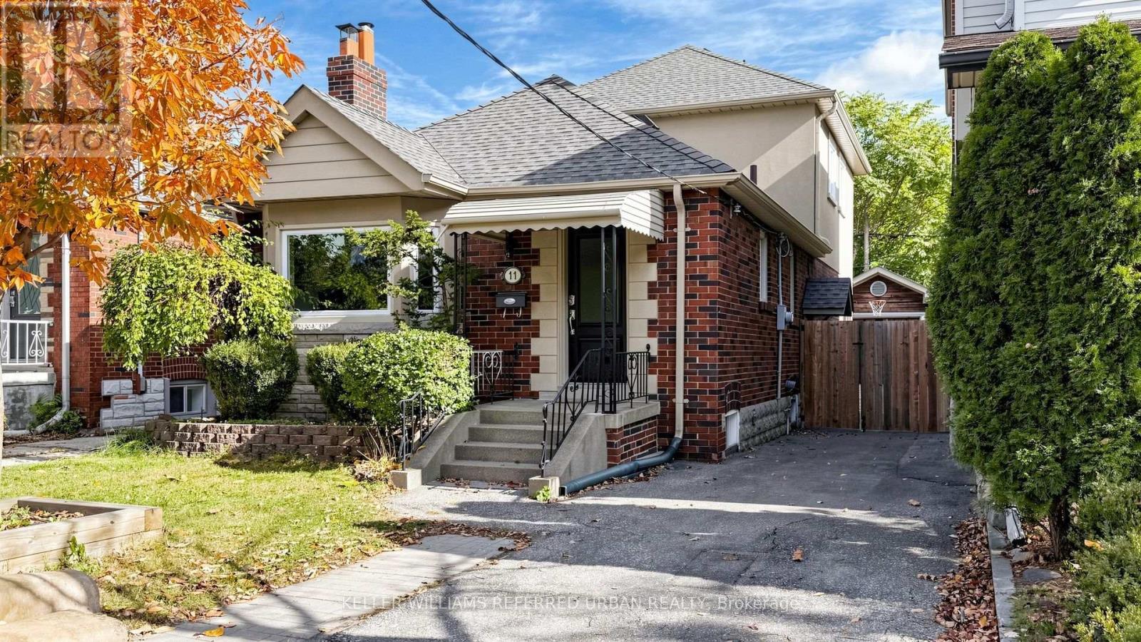 11 Crestland Avenue Property Photo 1