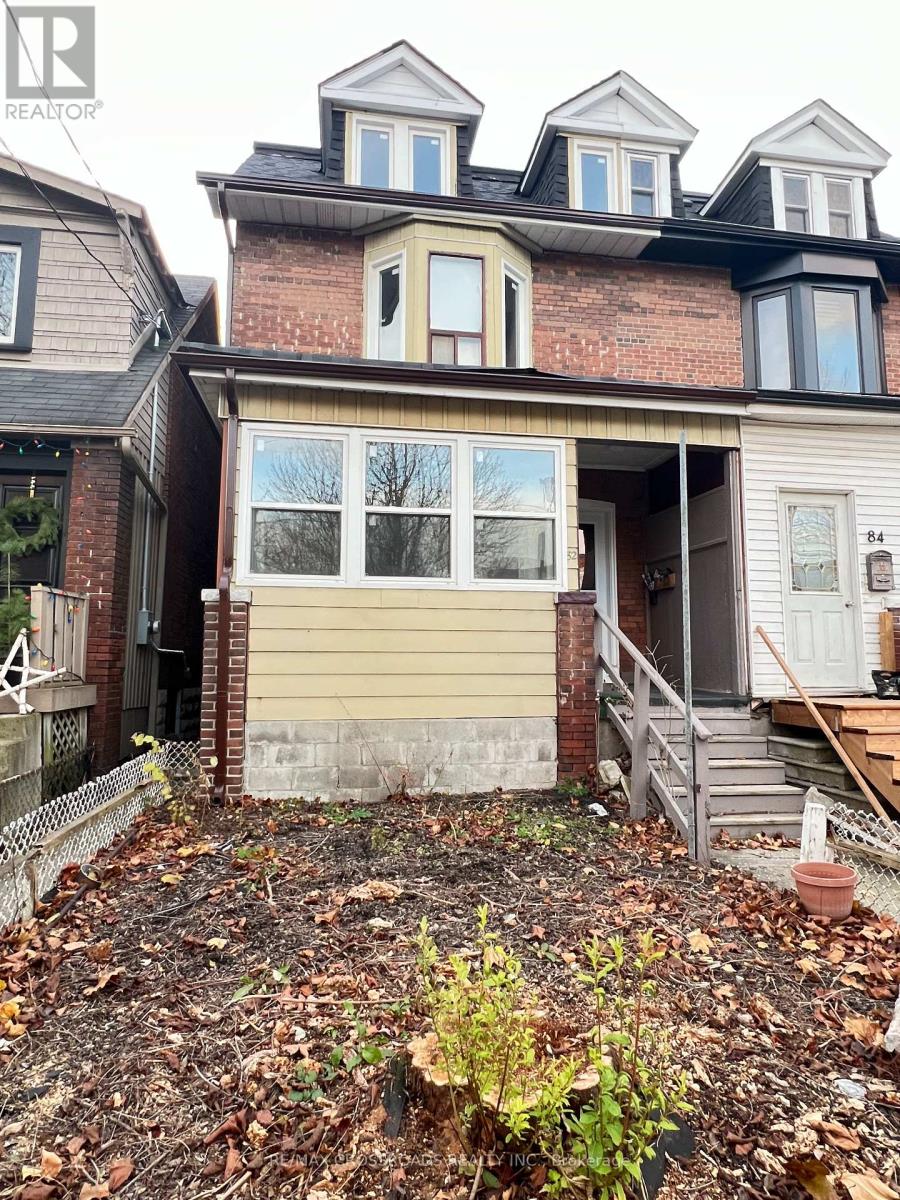 UNIT 2 - 82 CURZON STREET Property Photo 1