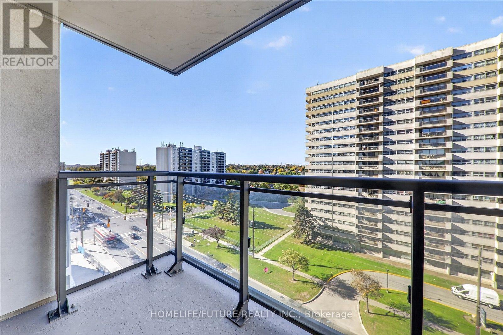 907 - 20 Meadowglen Place Property Photo 23