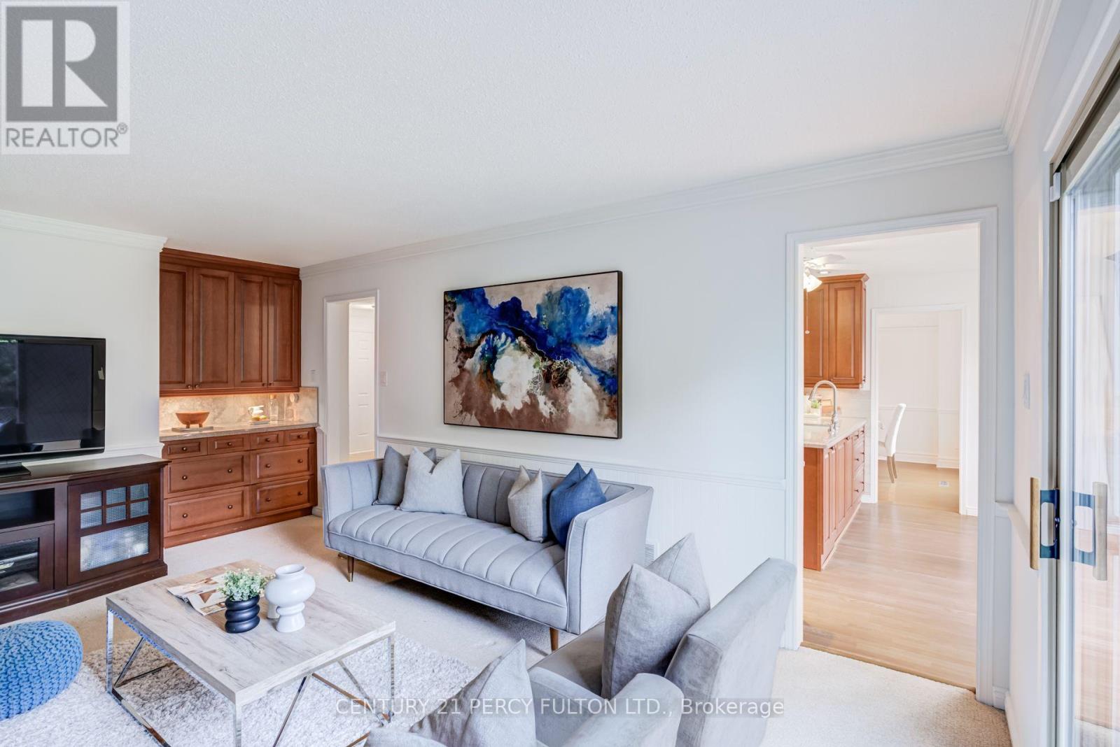 1204 Bramblewood Court Property Photo 12