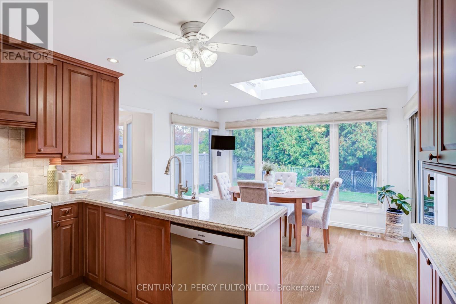 1204 Bramblewood Court Property Photo 17