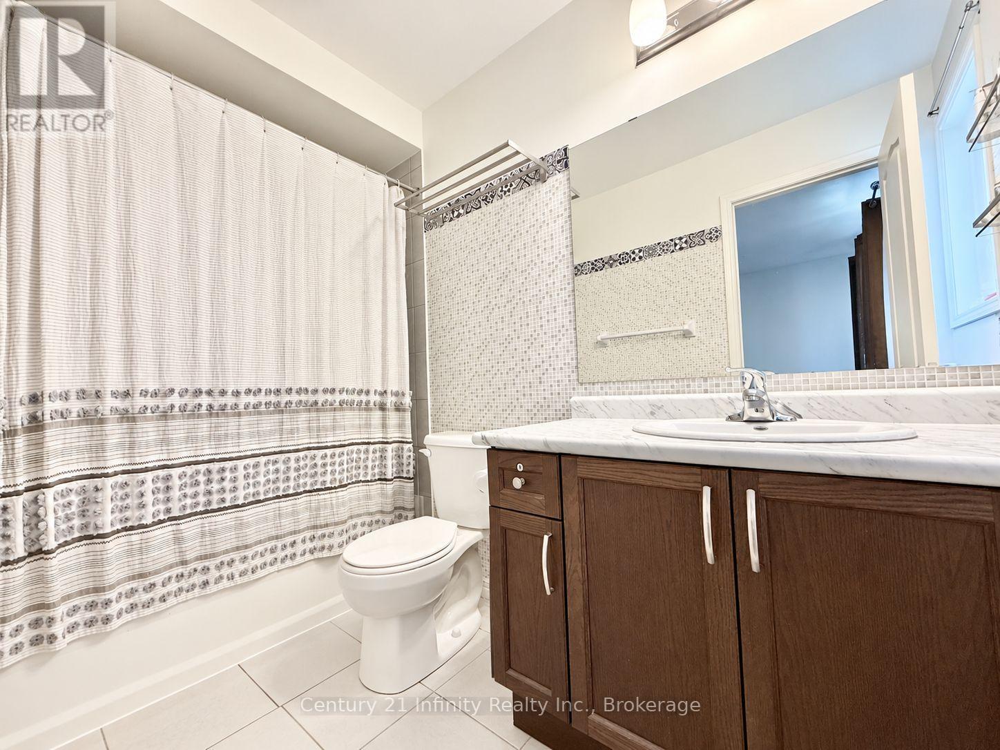 2339 Dress Circle Crescent Property Photo 13